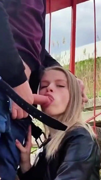 Wifebucket Amateurs - Fucked My Hot Wifey by the Busy Highway