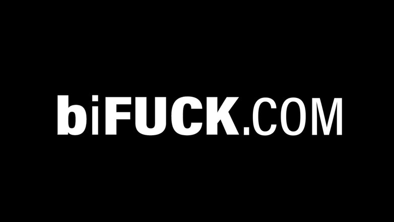 Bi Fuck: Prima della palestra di Bifuck