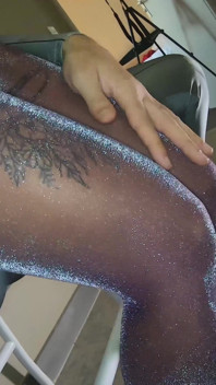 Naomie loup cheerleaderin lurex strumpfhose