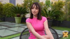 Porno Baguette: Эбби, симпатичная девушка, хочет жесткий секс!
