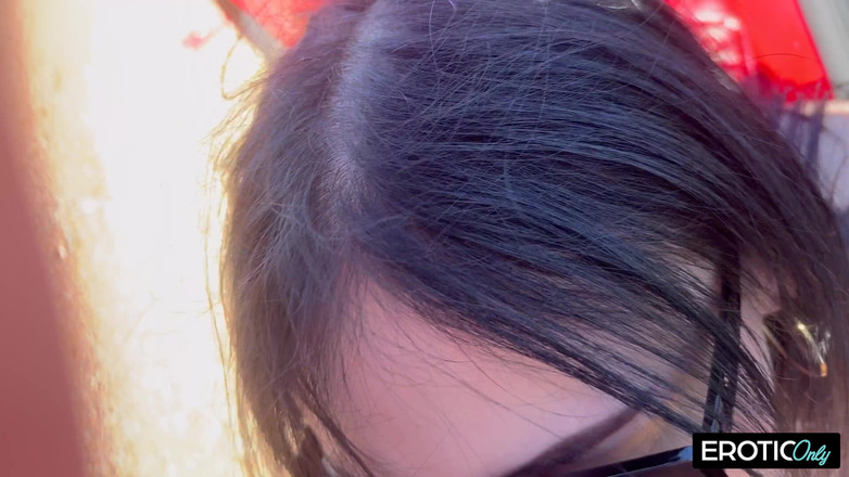 EroticOnlyClips: Bitch Hunter Gets Pounded by a Horny MILF Slut - Total...