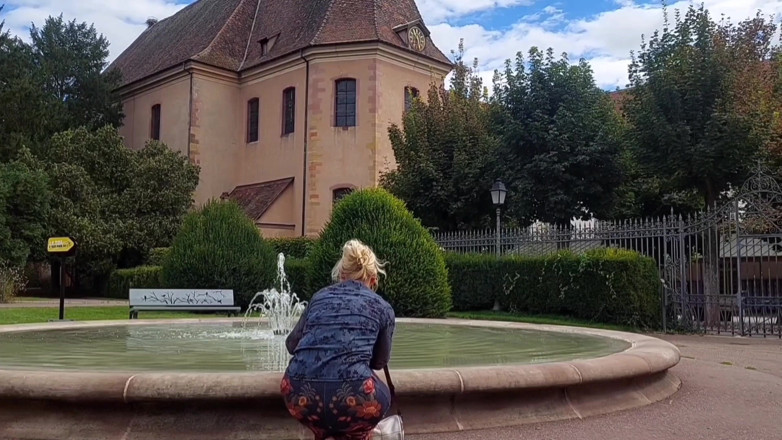 Selena701: Esposa Madura Rubia Amateur Disfruta Del Sexo Después De Caminar