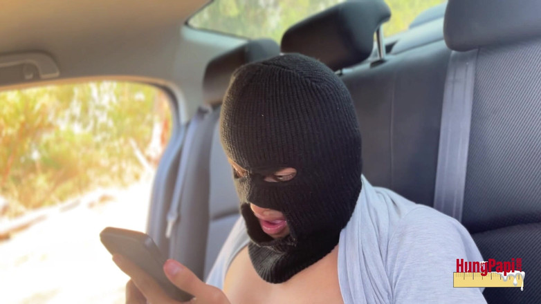 Hung Papi: Genç twink tek başına mastürbasyon yapıyor