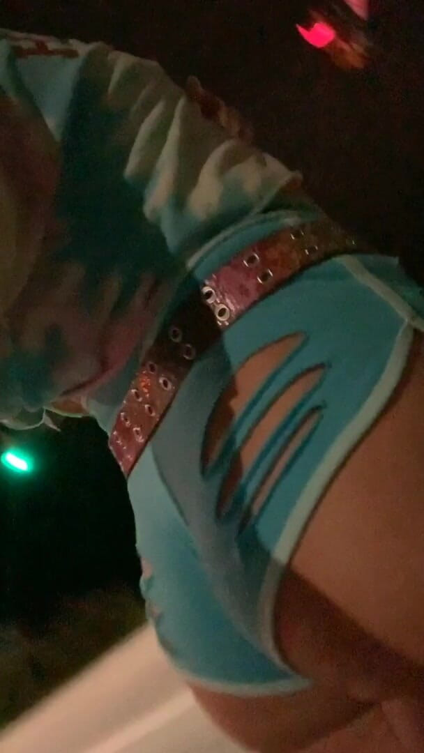CindieLove: 24 geweldige minuten Cindie Love, gewaagde risicovolle openbare dildo