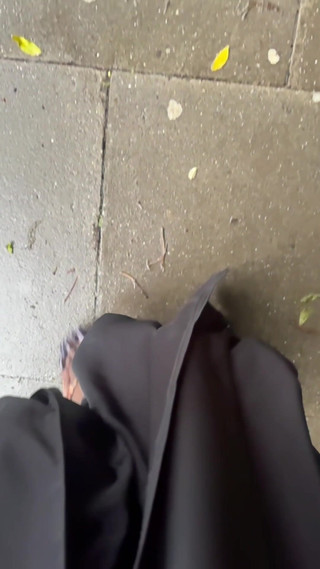 Goddess Akasha: Dlouhé nehty a žabky v dešti