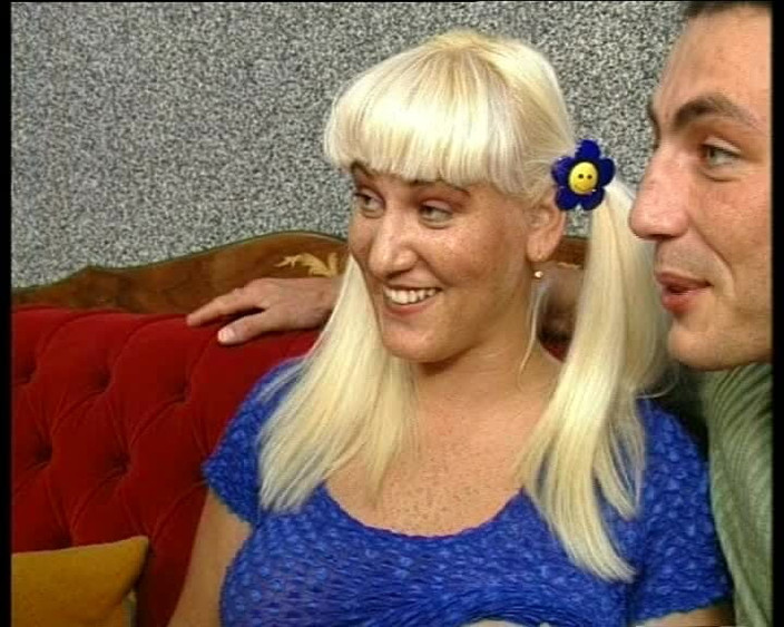 German Fuck Movie: Hinter Deutschen Türen Wird Fleißig Gefickt - Kompletter Film