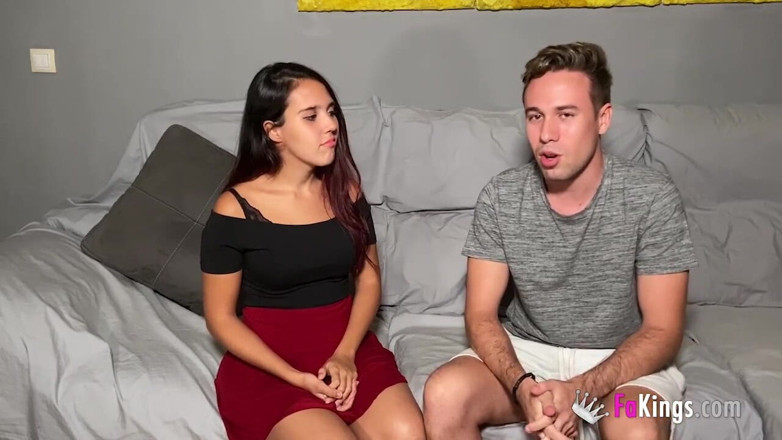 FAKings: Amateur teenage couple shares her dirty fantasies with us