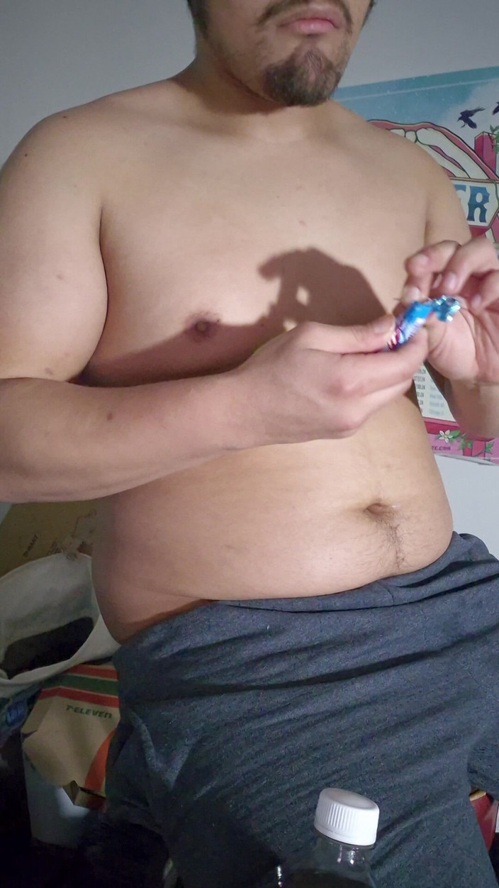 NakyJoss: Ich werde so gierig und fett