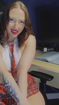 Nevinná Školačka Zůstala Po Hodině U Profesora