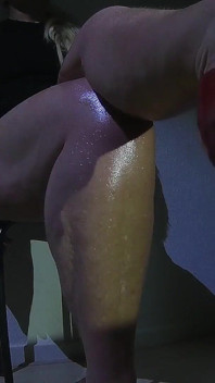 빨간 하이힐을 신은 섹시한 발 뒤꿈치 2