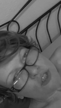 Sylvies double - fisting e scopata con la macchina del sesso estremo