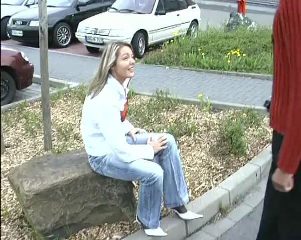 Deutsche Damen: Enorme facial para una nena alemana rubia amateur caliente después...