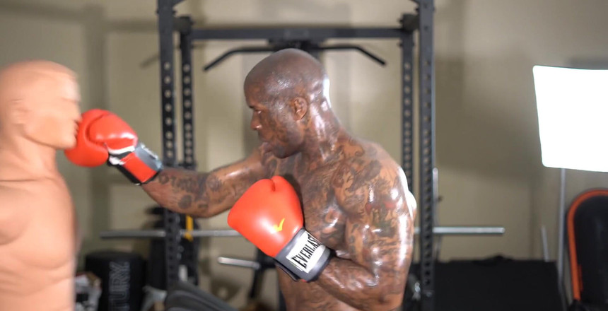 Hallelujah Johnson: Profesyoneller Entegre Bir Evlat Edinmeli