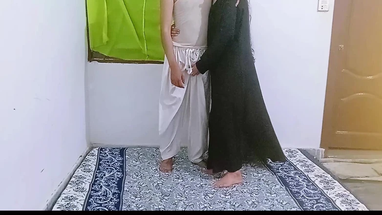 SuperIndian456: Desi Indian Muslim Young Girl Cheating Wife Ferzana Bhabhi Wearing...