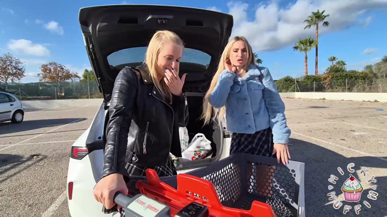 Micky Muffin Studio: I snabbköpet - erkänd och knullad!