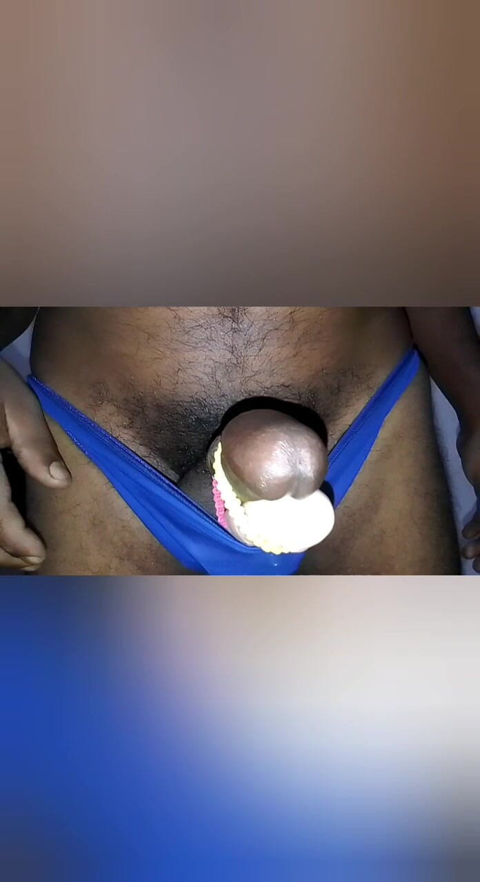 Janua294 Eliza: Mângâieri din cauciuc