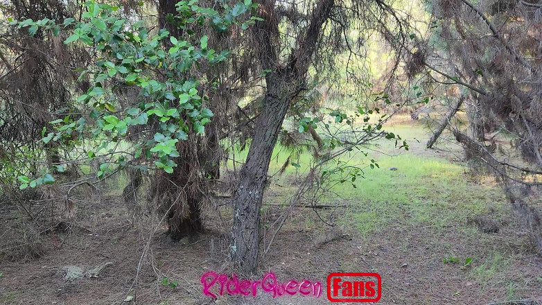 Riderqueen BBW Step Mom Latina Ebony: Riderqueen अकेले, आउटडोर, प्रशंसक वीडियो