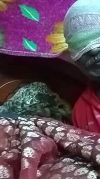 Video of Aunty and Delivery Boy Excited for Rain