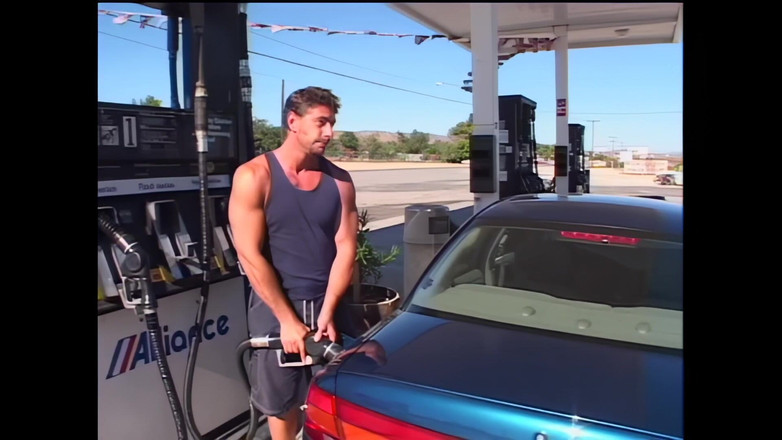 RATATATA!: Міко Лі: Запаморочливі сиськи та подорож автостопом з трахом