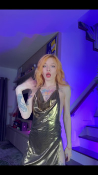 My Naughty Boobs Wanna Outside