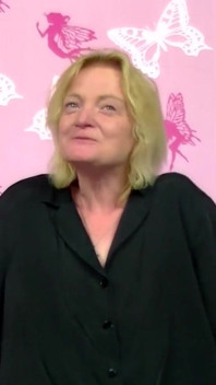 Tanja, dojrzała gospodyni domowa lubi latać do Malle