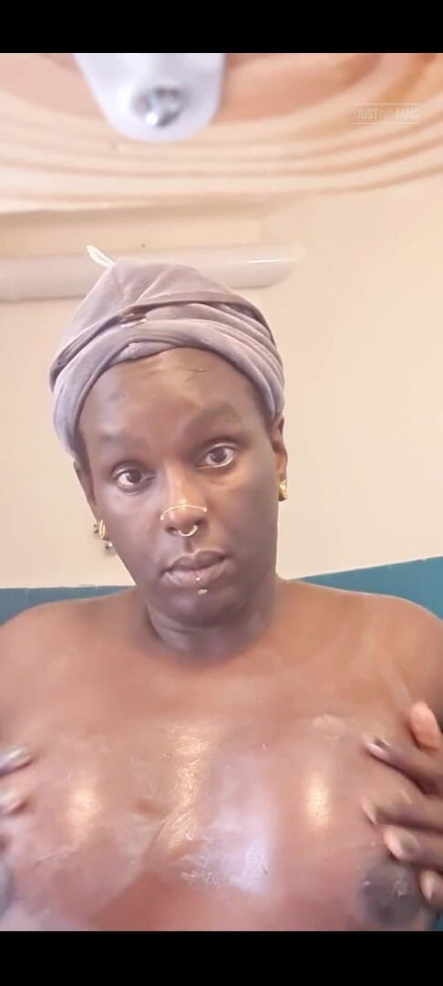 Imana Trans: Lekce 1 - Musím udržovat kozy hydratované, pružné a měkké.