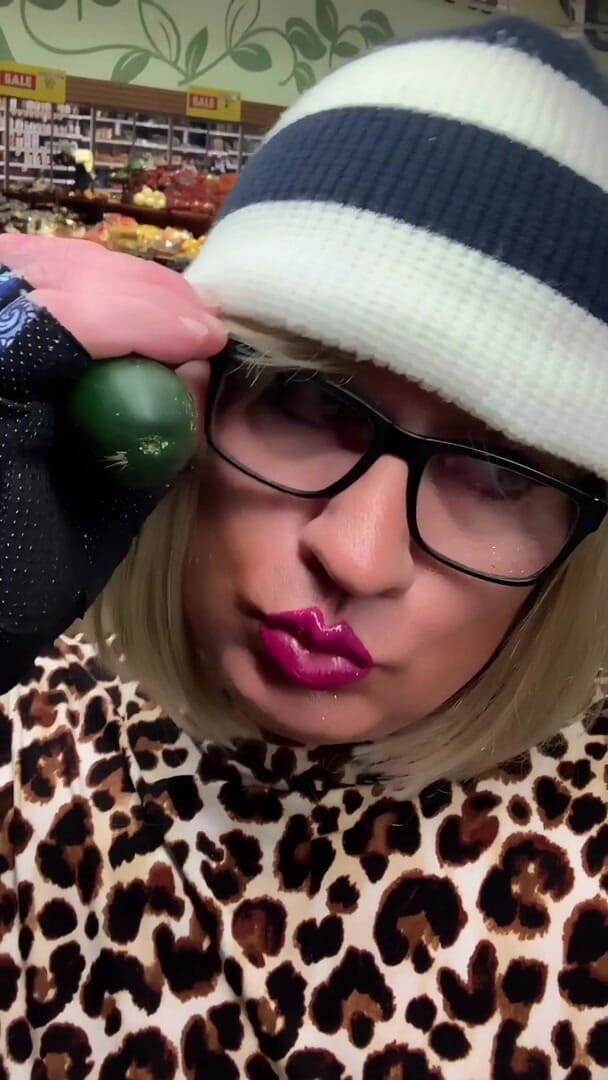 CindieLove: Gekke schattige trans, sexy kontbroek op doel, mooie glimlach-cd