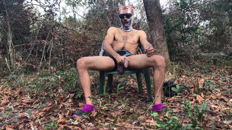 Arthur Eden aka Webcam God: King of the jungle (4K)