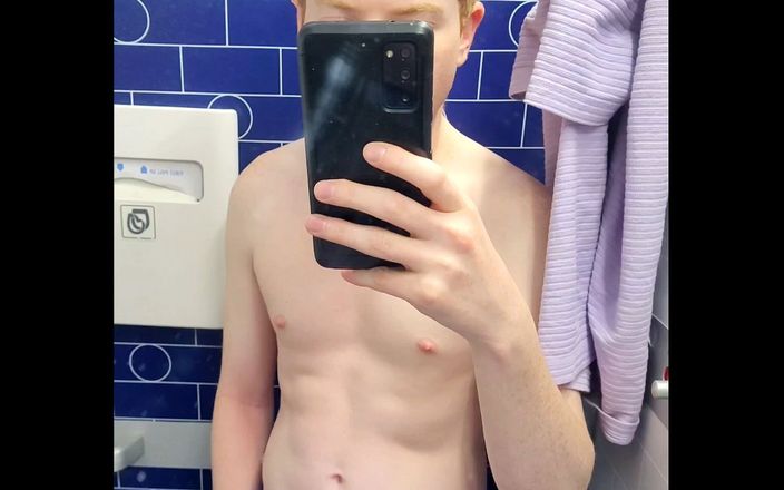 Delight: Ginger Twink Gets Hard Peeing on a Plane