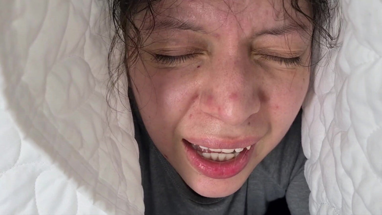 Alice H: Sweaty Fuck