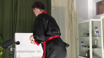 Spanking Server: Amber pussy whip