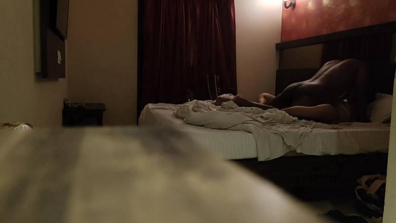 Trisha Hotness: Cam2_ 보지를 따먹는 선교사 따먹기