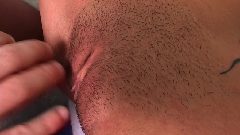 PURZEL HOT Clips: Brunette slet wordt hard geneukt en bedekt met sperma