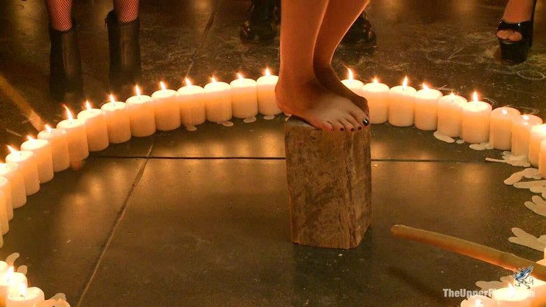The Upper Floor by Kink: Ritual de Passagem