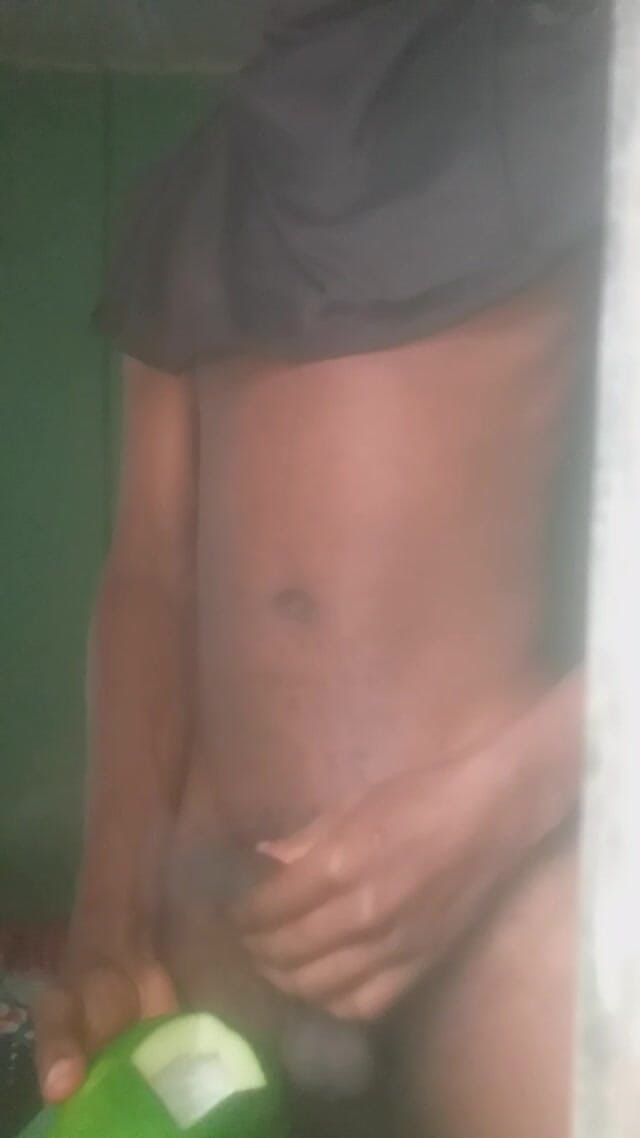 He Cums All Over His Body. (Badman)