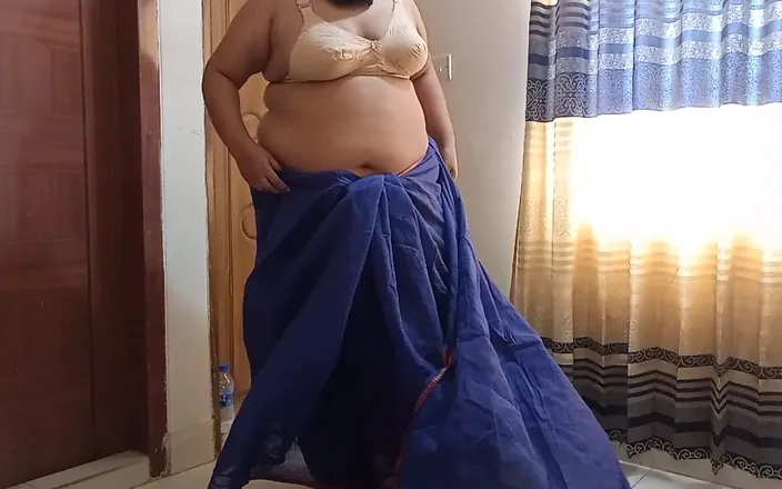 Aria Mia: 62y Old Palestine Beautiful Sexy Granny Wearing Saree &amp; Blouse Then...