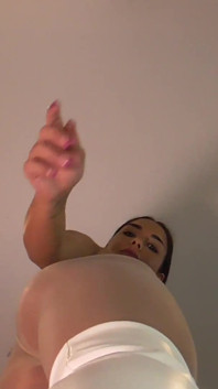 เจ้าหญิงลาติน่า POV ถ่มน้ำลาย