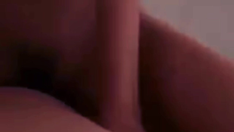 KingLeo: Een slank meisje neuken is echt cool