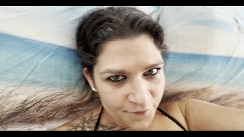 Island Boy Vids: Psilo Siren застукала Тома Neigbhor