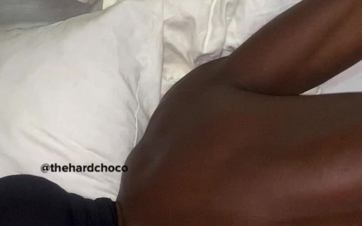 Thehardchoco: Этот шоколадный круглый торт был укрощен и открыт тяжелым и толстым хуем папочки!!
