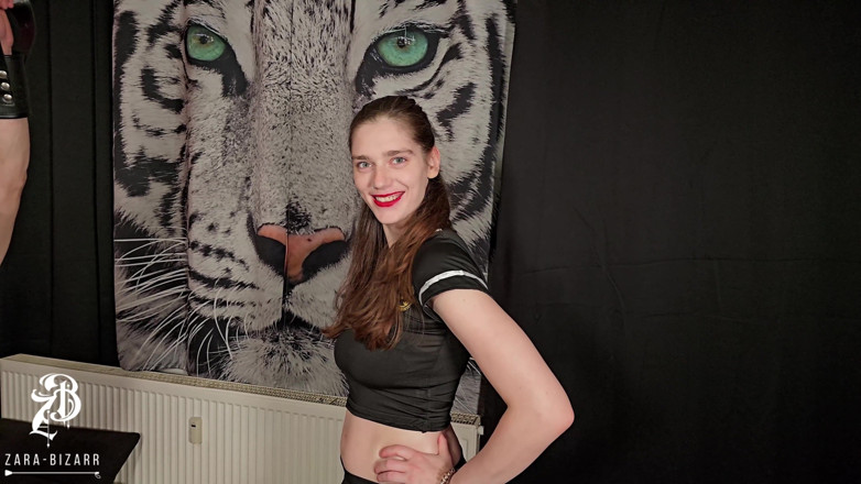 Zara Bizarr: Cheerleader Ballbusting Fun with Leather Slippers