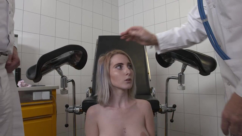 MMV Films and Clips XXX: Cazzi maturi per troie arrapate - Episodio 4