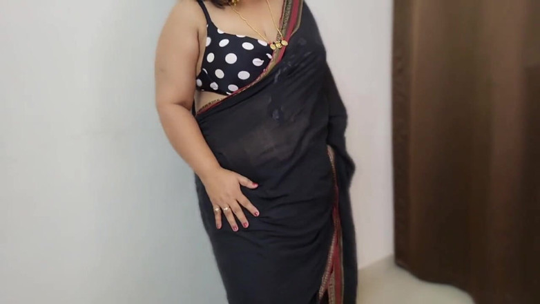 Hot Pavitra: Ui Amma so Much in Mood Book Show Now