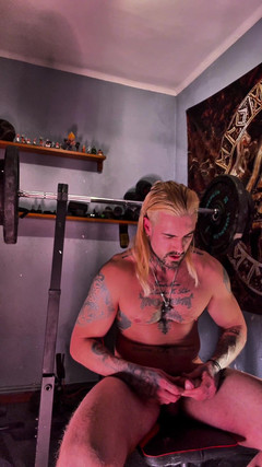 JackSpanish: Začal činkami, skončilo to šukáním mé lavice