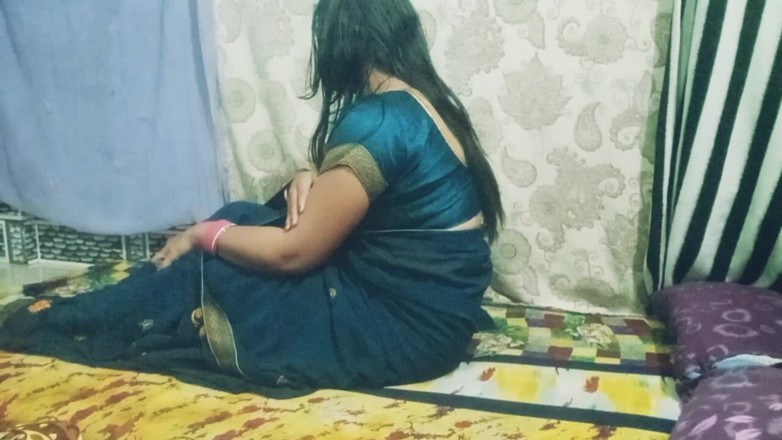 BendableFog5: Hot Lonely Desi Bhabhi Was Aroused and Then Left