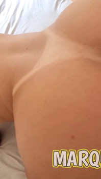 MILF muschi-creampie mit dickem arsch von morgen