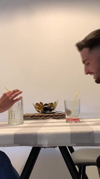 Poznali twoją mamę na Tinder i pieprzyli ją .... Napalona hiszpańska milf