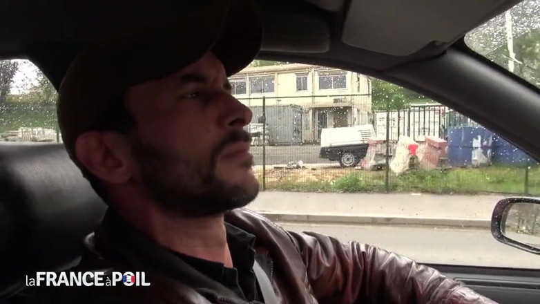 French Gonzo: Horny Young Slut Gets Dirty Ride From Cabby