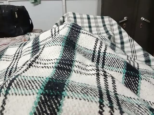 sexy_series: हॉट सुंदर आदमी को खड़े लंड से प्यार है