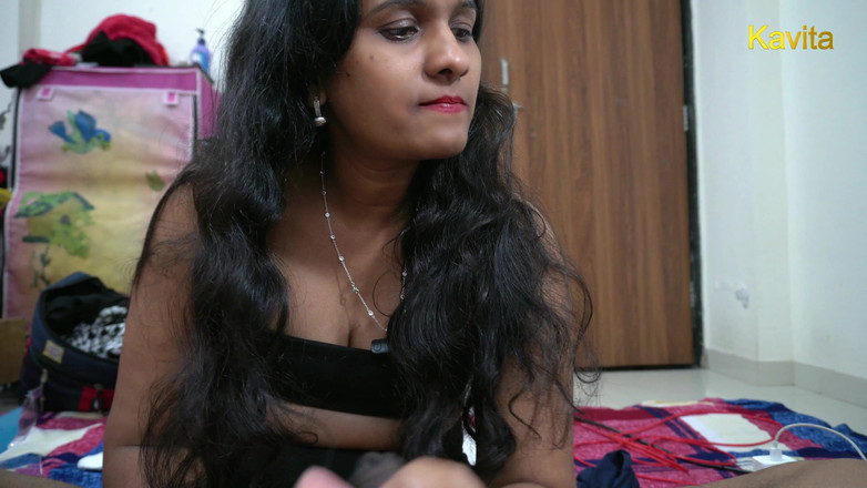 Kavita _zawazawi: 德西印度 kavita 中出性爱特写，无毛阴户和阴户舔舐特写和口交
